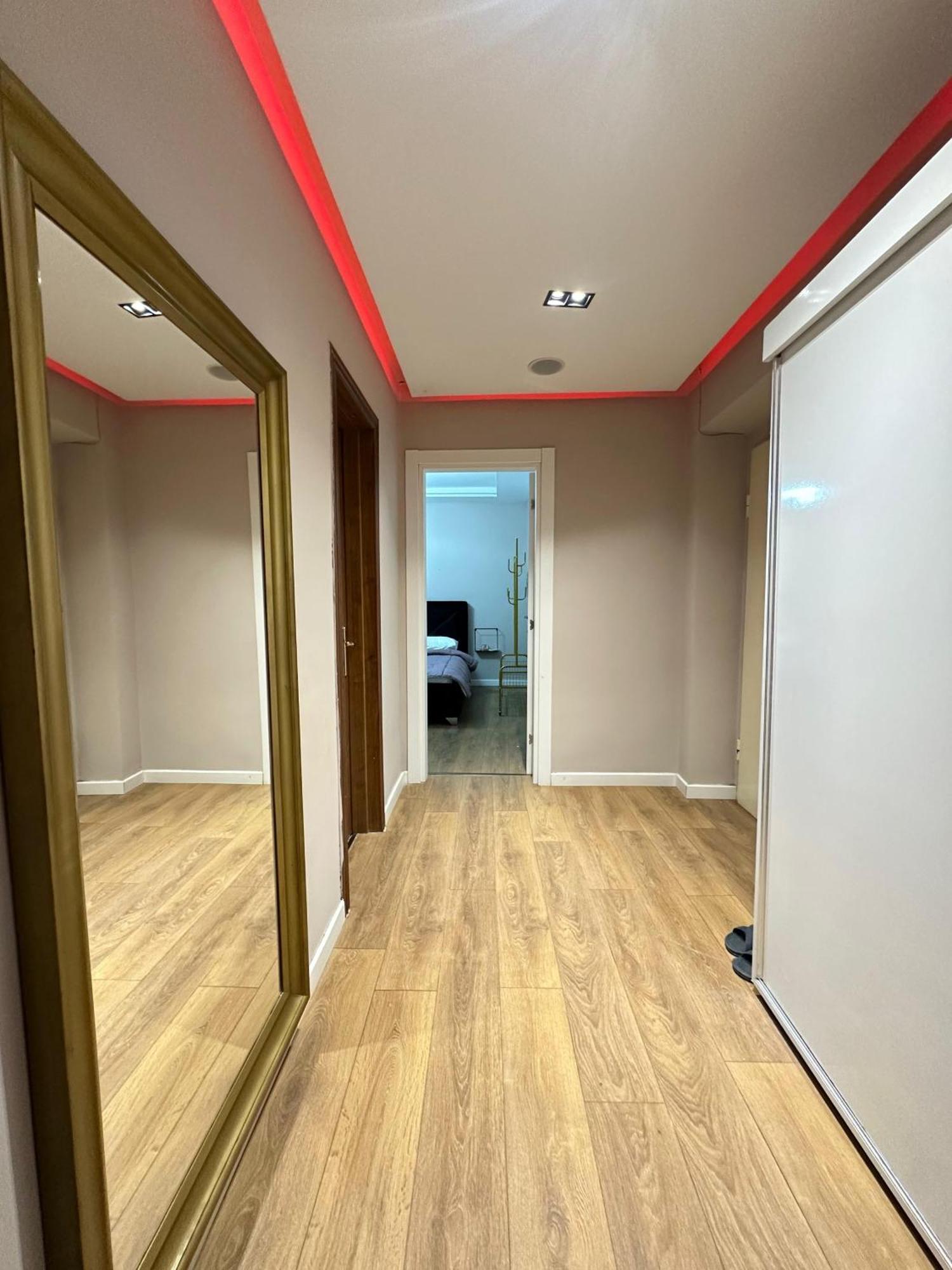 Bllok: Cozy Stay, 24/7 Self Check-in Appartement *
