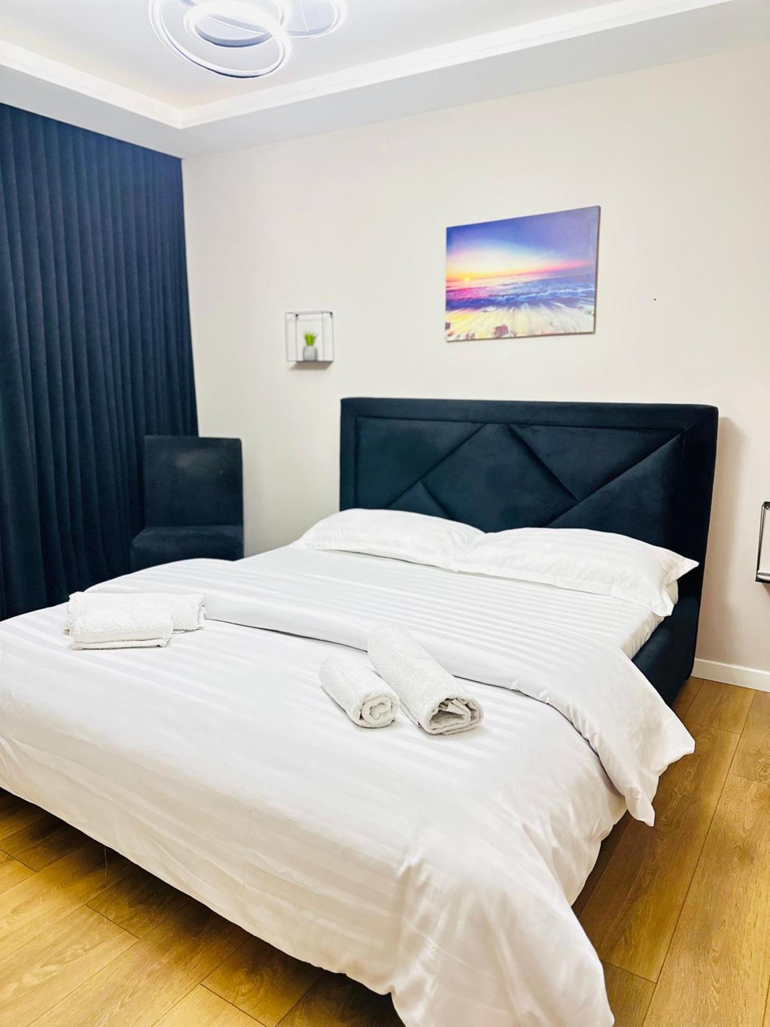 Bllok: Cozy Stay, 24/7 Self Check-in Appartement *